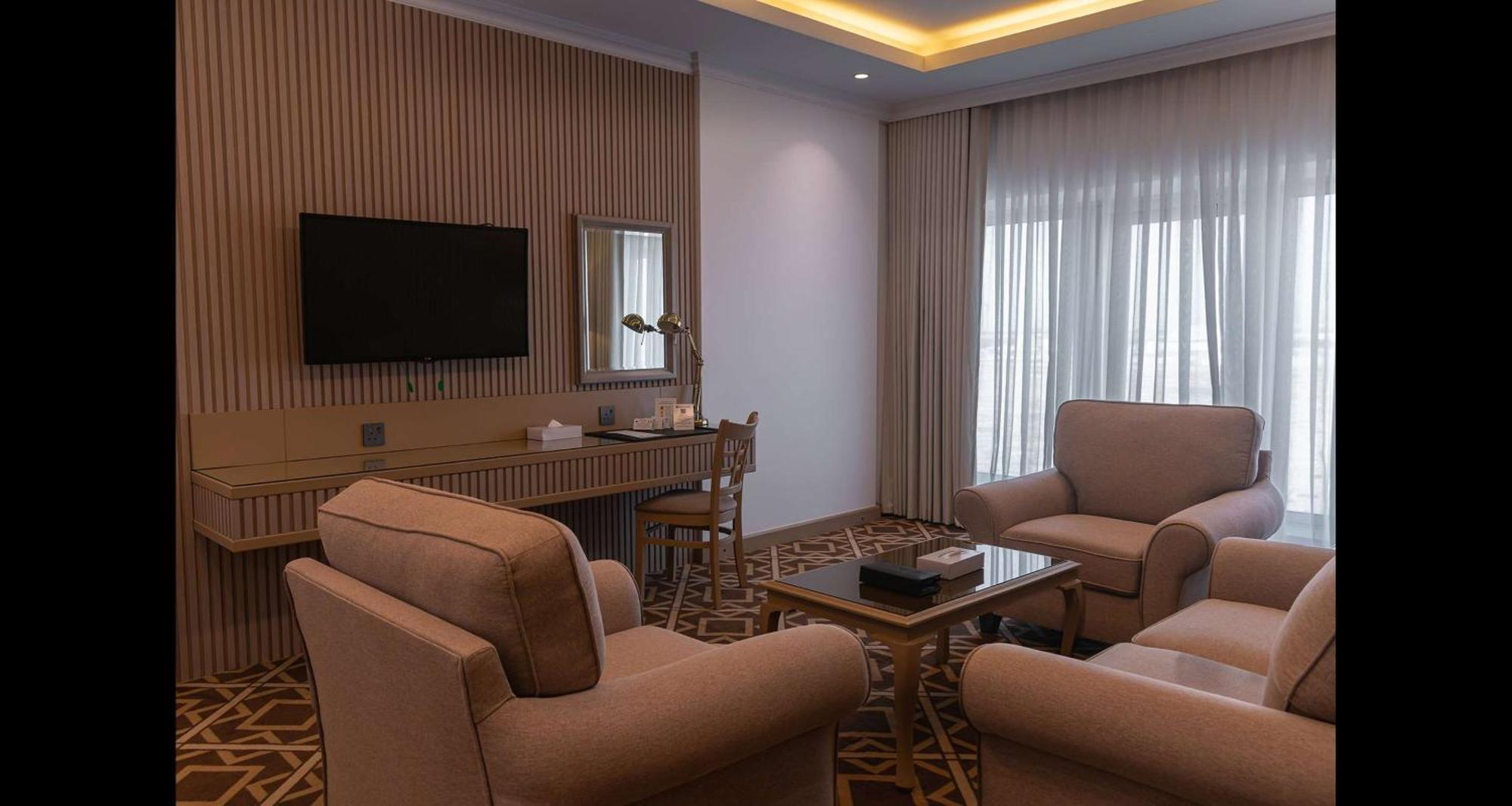 Best Western Plus Jeddah Hotel Madinah Road Ngoại thất bức ảnh